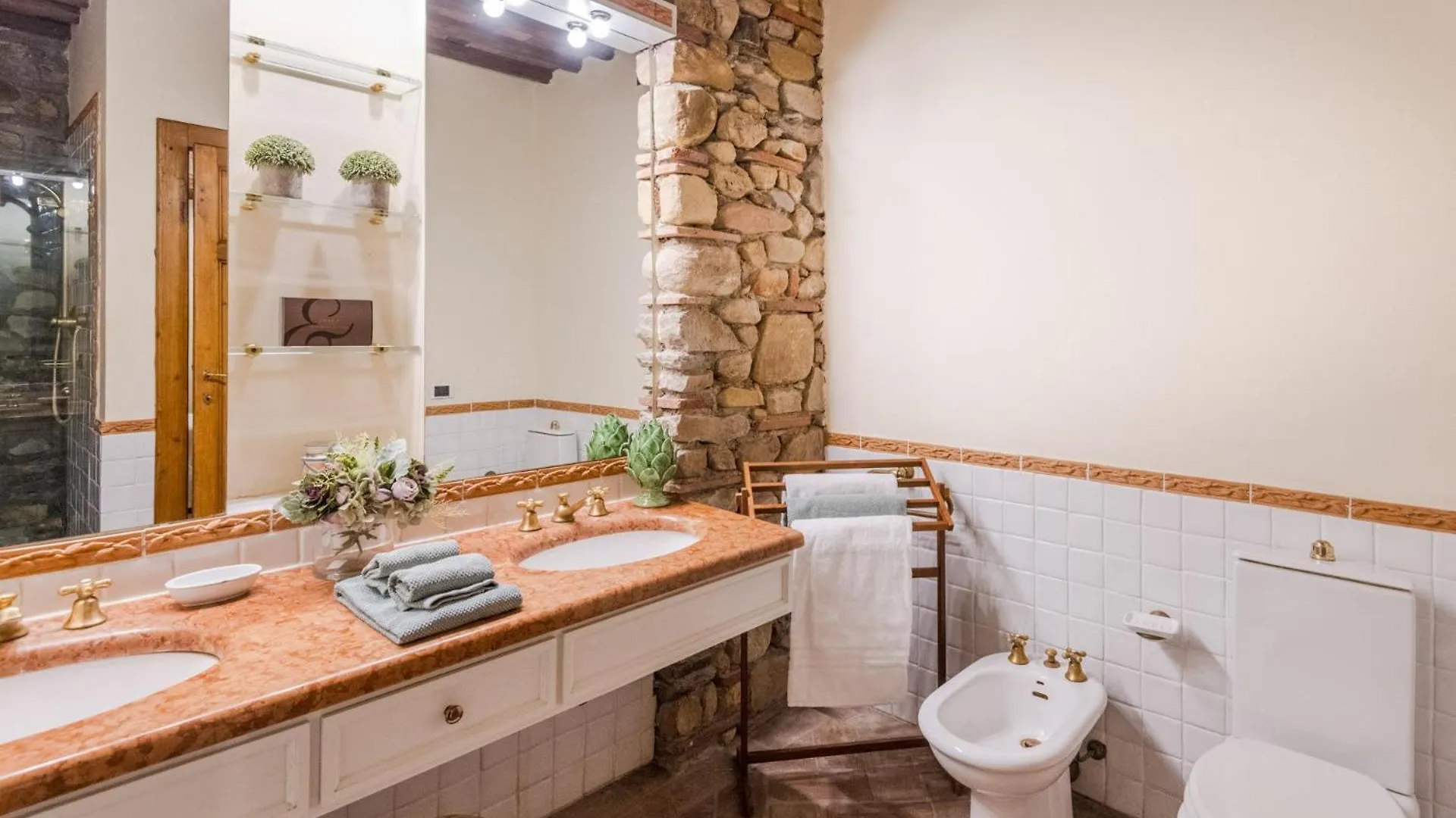 Citrus Charm Farmhouse, A Country Villa With Pool Capannori