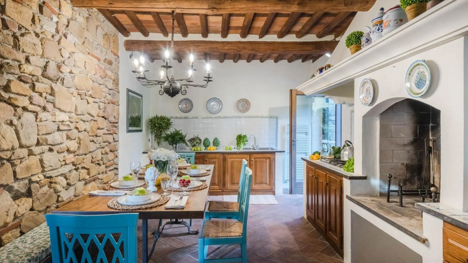 Citrus Charm Farmhouse, A Country Villa With Pool Capannori Italy