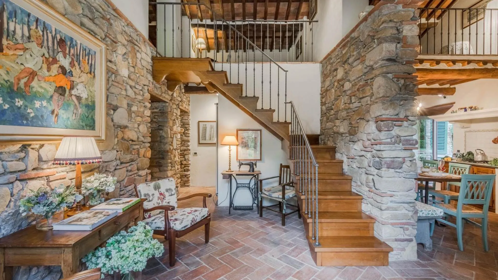 Citrus Charm Farmhouse, A Country Villa With Pool Capannori