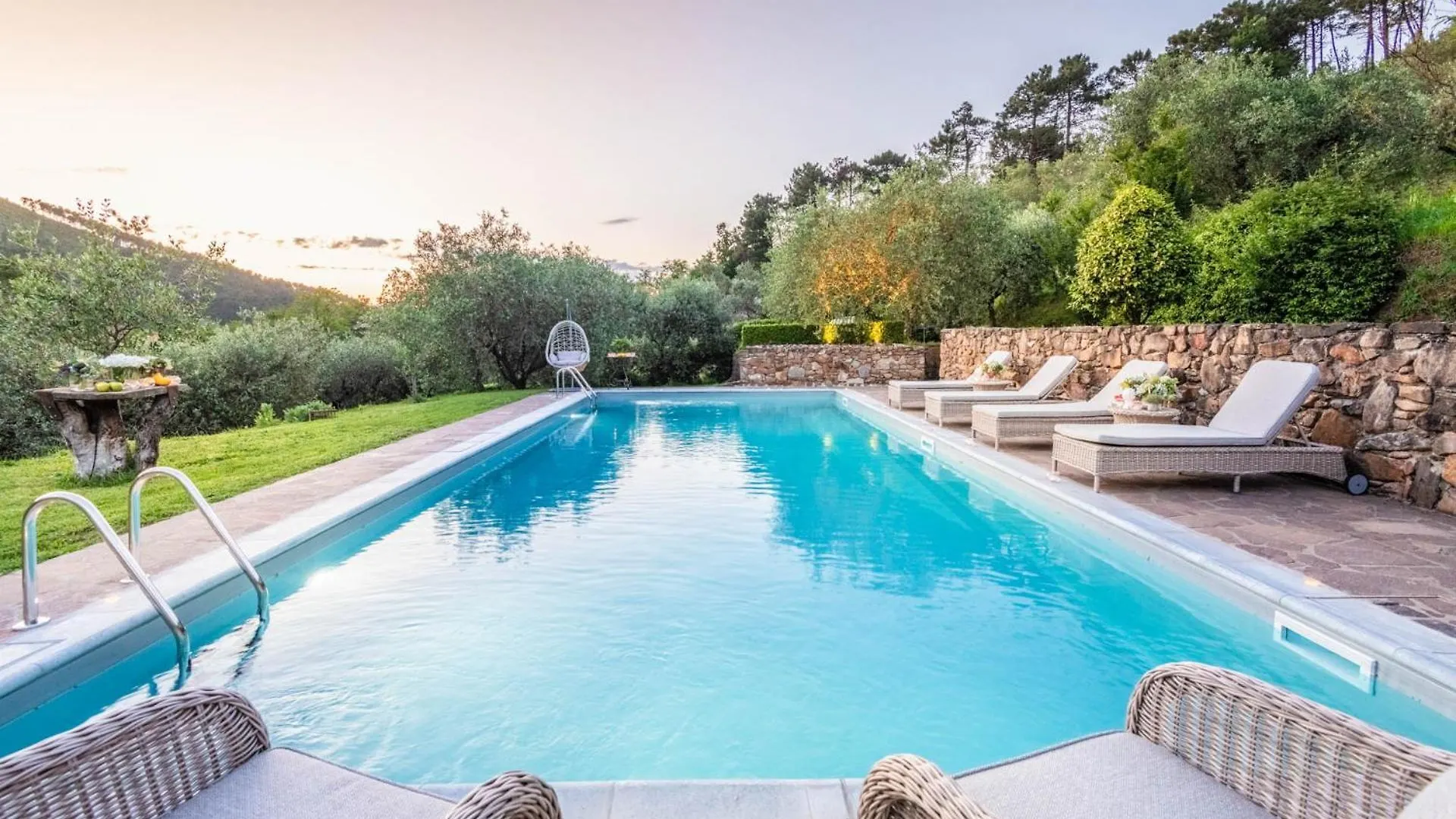 Citrus Charm Farmhouse, A Country Villa With Pool Capannori
